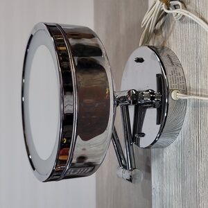 Lighted Makeup Mirror